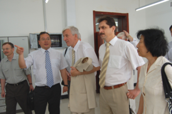 白俄罗斯国立大学专家代表团来我院进行学术访问